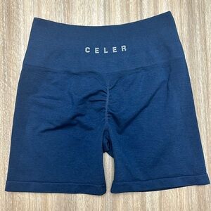 Celer Workout Shorts with butt scrunch and no front seam 5” inseam Size Small